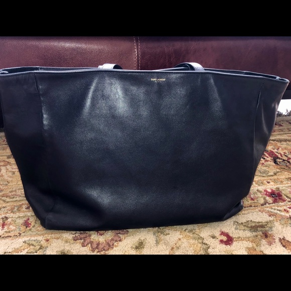 YSL Reversible Tote - Picture 2 of 8